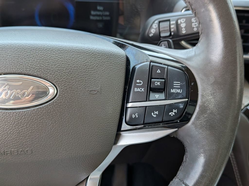 Used 2021 Ford Explorer Platinum w/ Equipment Group 601A image 29