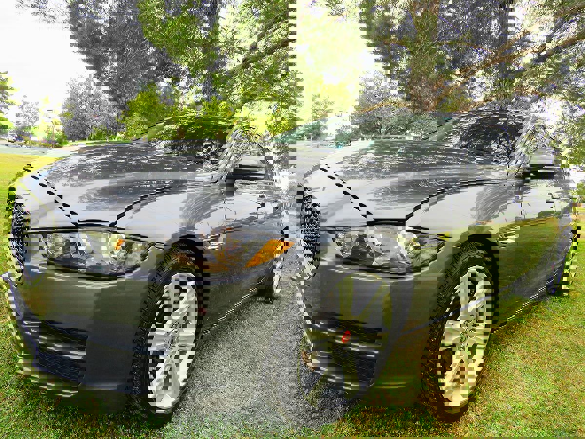 Used 2018 Jaguar XE Prestige image 2