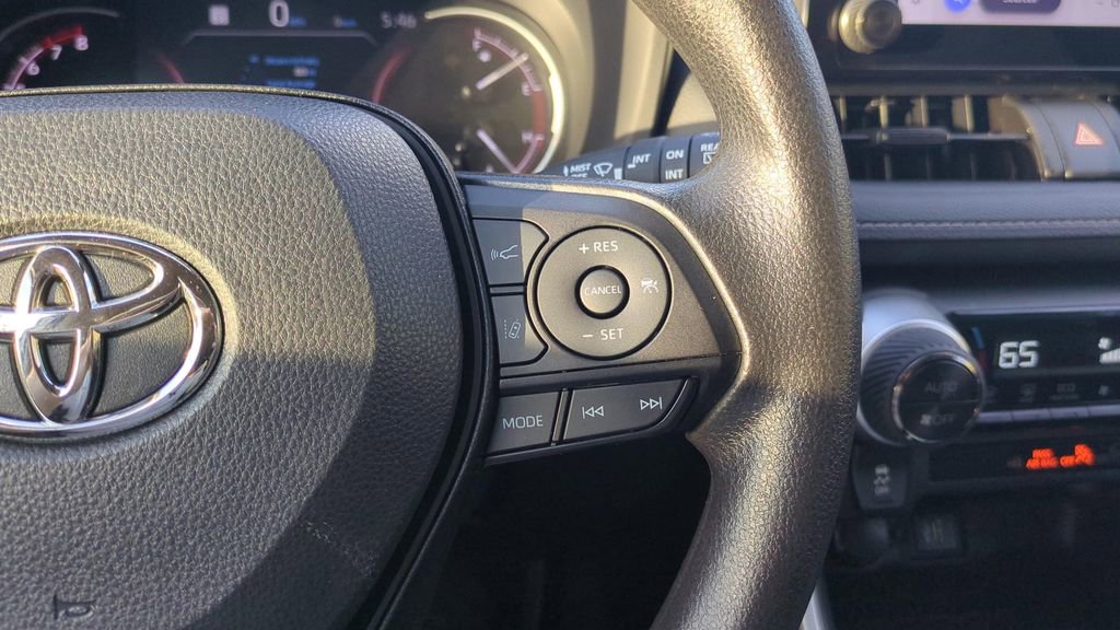 Used 2024 Toyota RAV4 XLE image 24