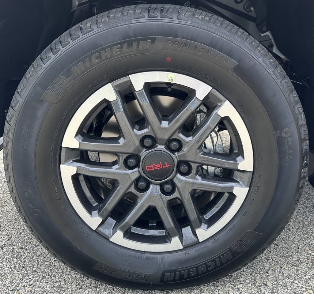 Used 2026 Toyota Tacoma TRD Sport AWD/4WD image 6