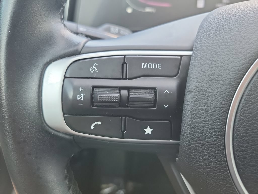 Used 2024 Kia Sportage EX FWD image 21