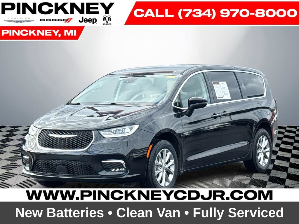 Used 2023 Chrysler Pacifica Touring-L AWD/4WD video 1