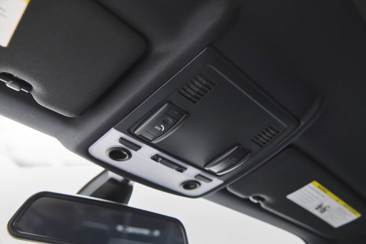 Used 2011 BMW 1 Series M image 78