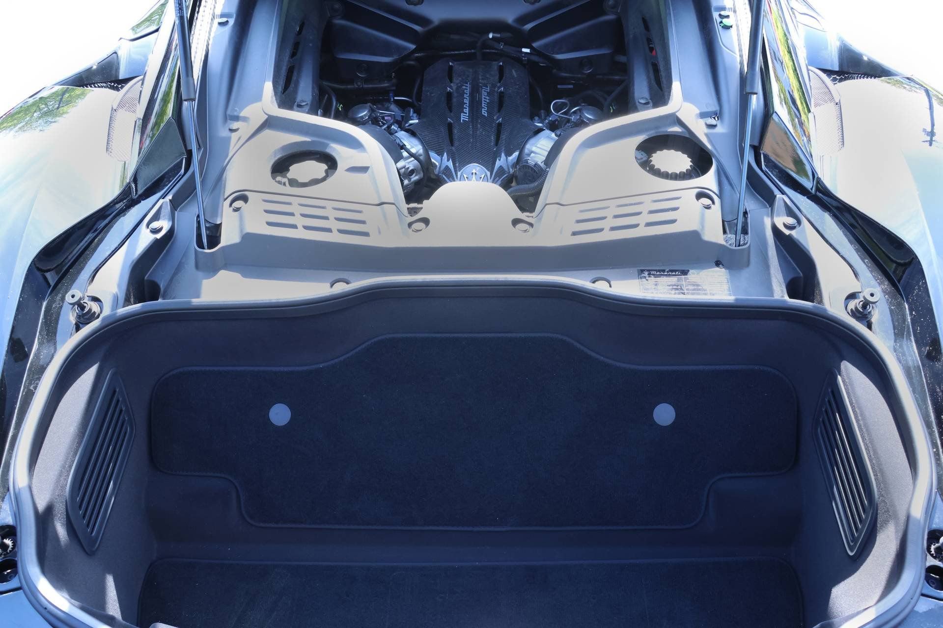 Used 2023 Maserati MC20 Coupe image 23