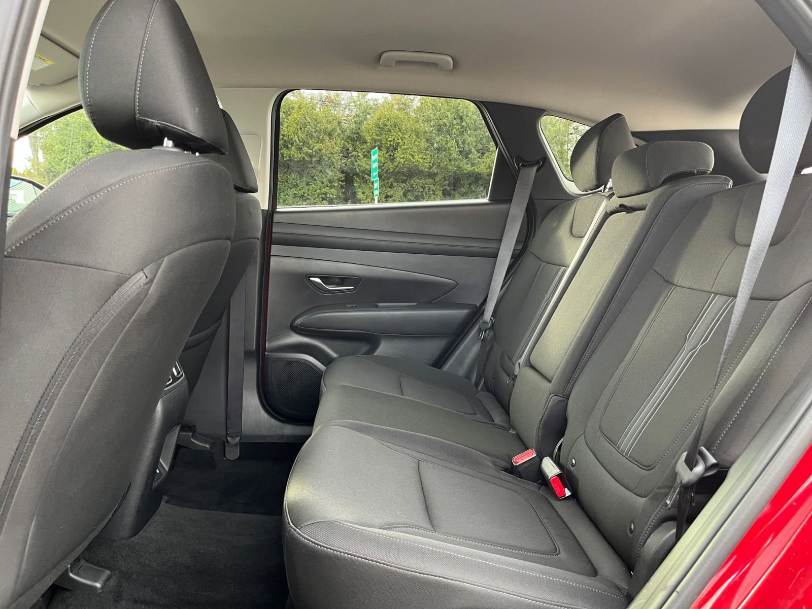Used 2025 Hyundai Tucson SEL AWD/4WD image 29