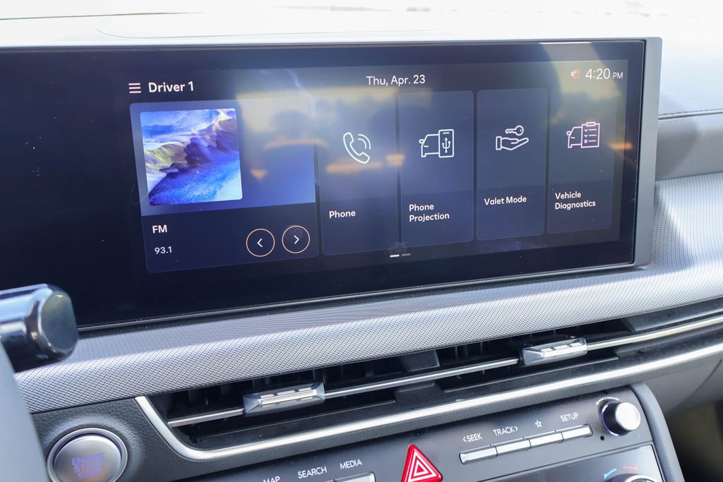 Used 2025 Hyundai Sonata SEL FWD image 3