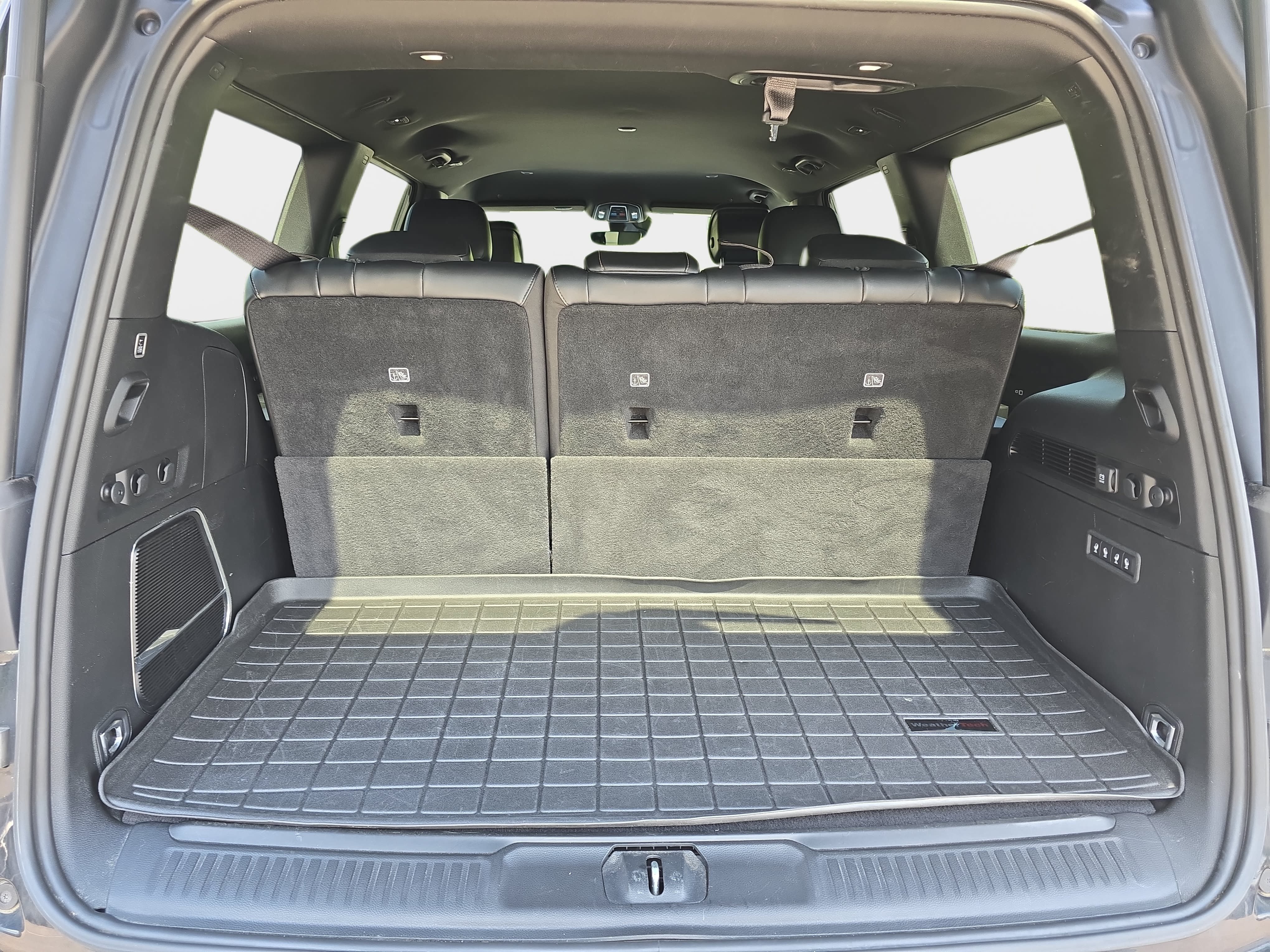 Used 2022 Jeep Wagoneer Series III w/ Flexible Seating Group AWD/4WD image 29