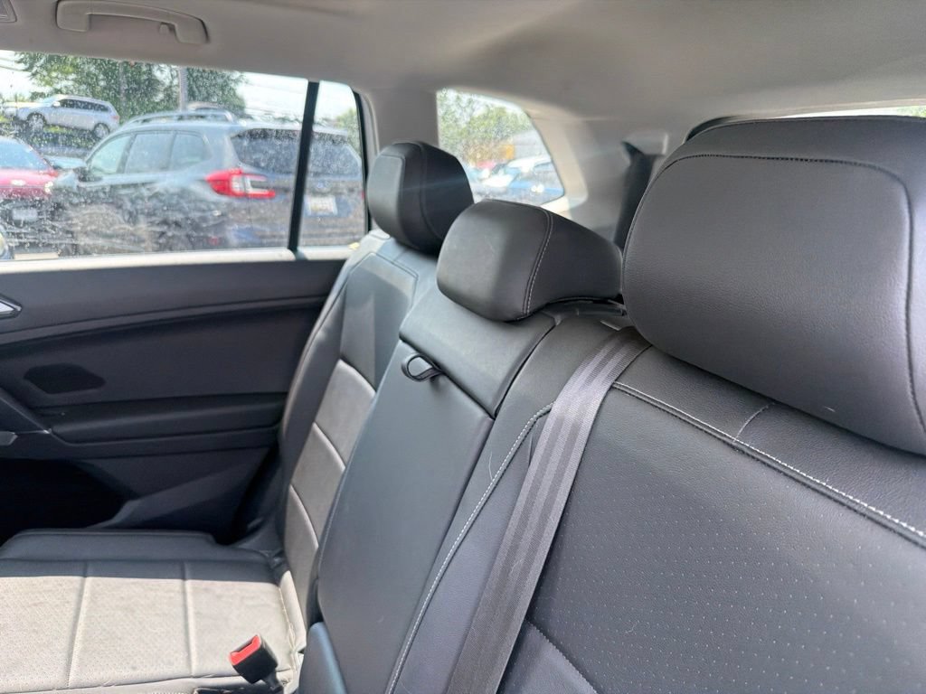 Used 2018 Volkswagen Tiguan SE AWD/4WD image 10