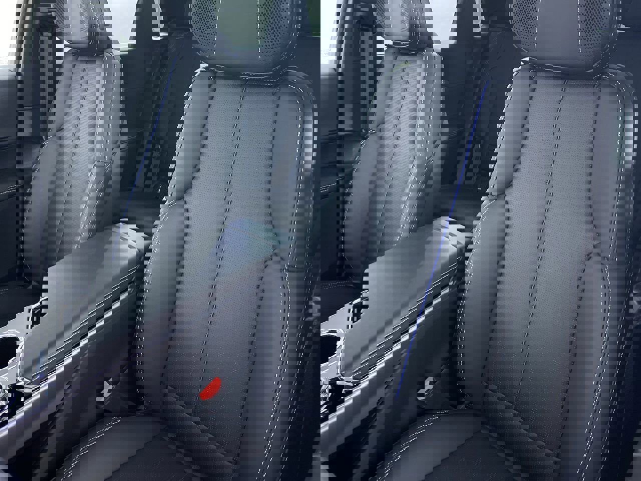 Certified 2024 Cadillac Lyriq Luxury w/ LPO, Floor Liner Package image 11