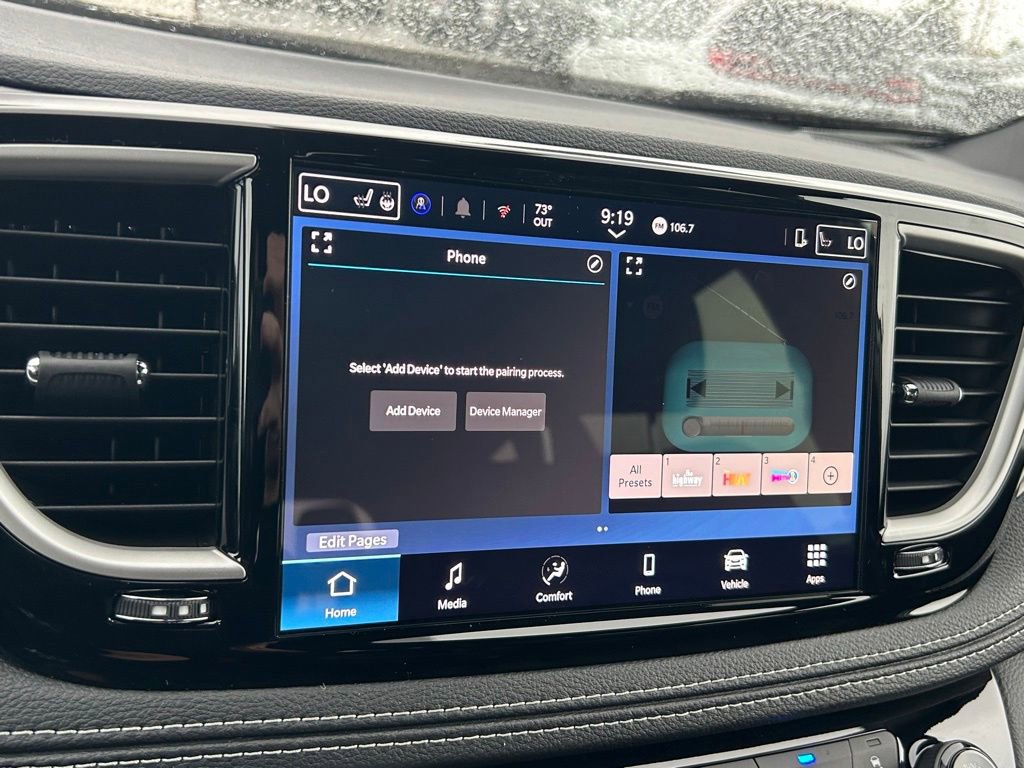 New 2026 Chrysler Pacifica Select image 45