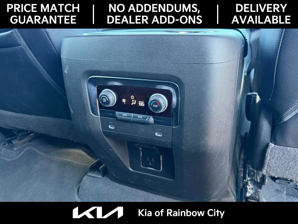 Used 2022 Chevrolet Suburban LS image 26