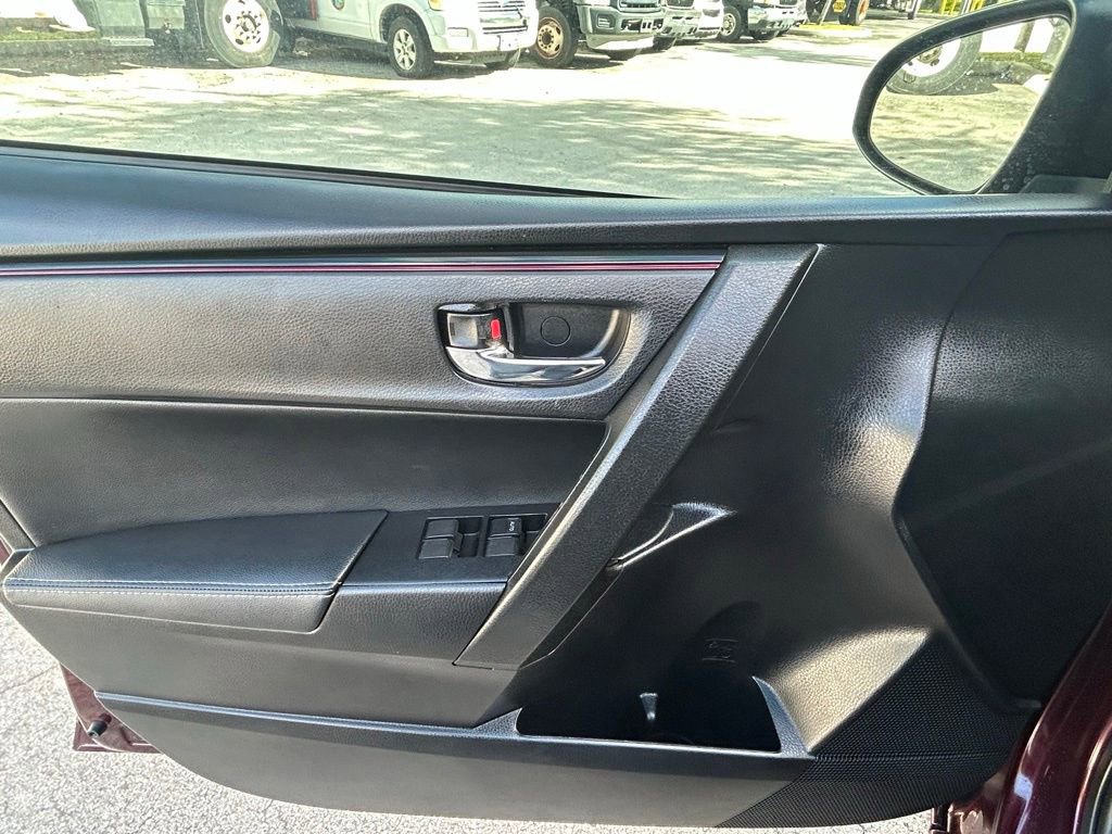 Used 2017 Toyota Corolla SE 50th Anniversary image 16