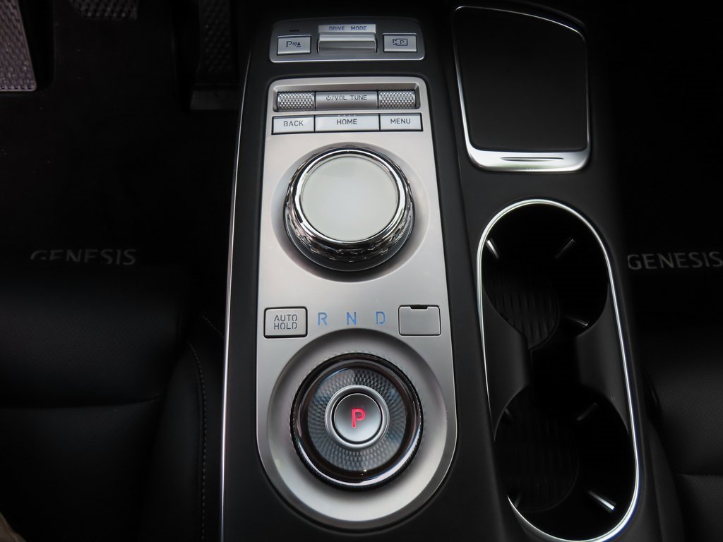 Used 2025 Genesis GV70 2.5T image 10