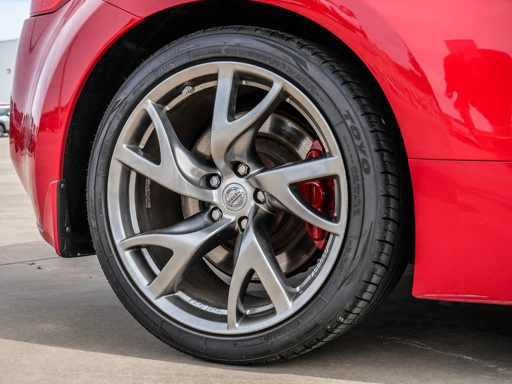 Used 2016 Nissan 370Z w/ Sport Package image 10