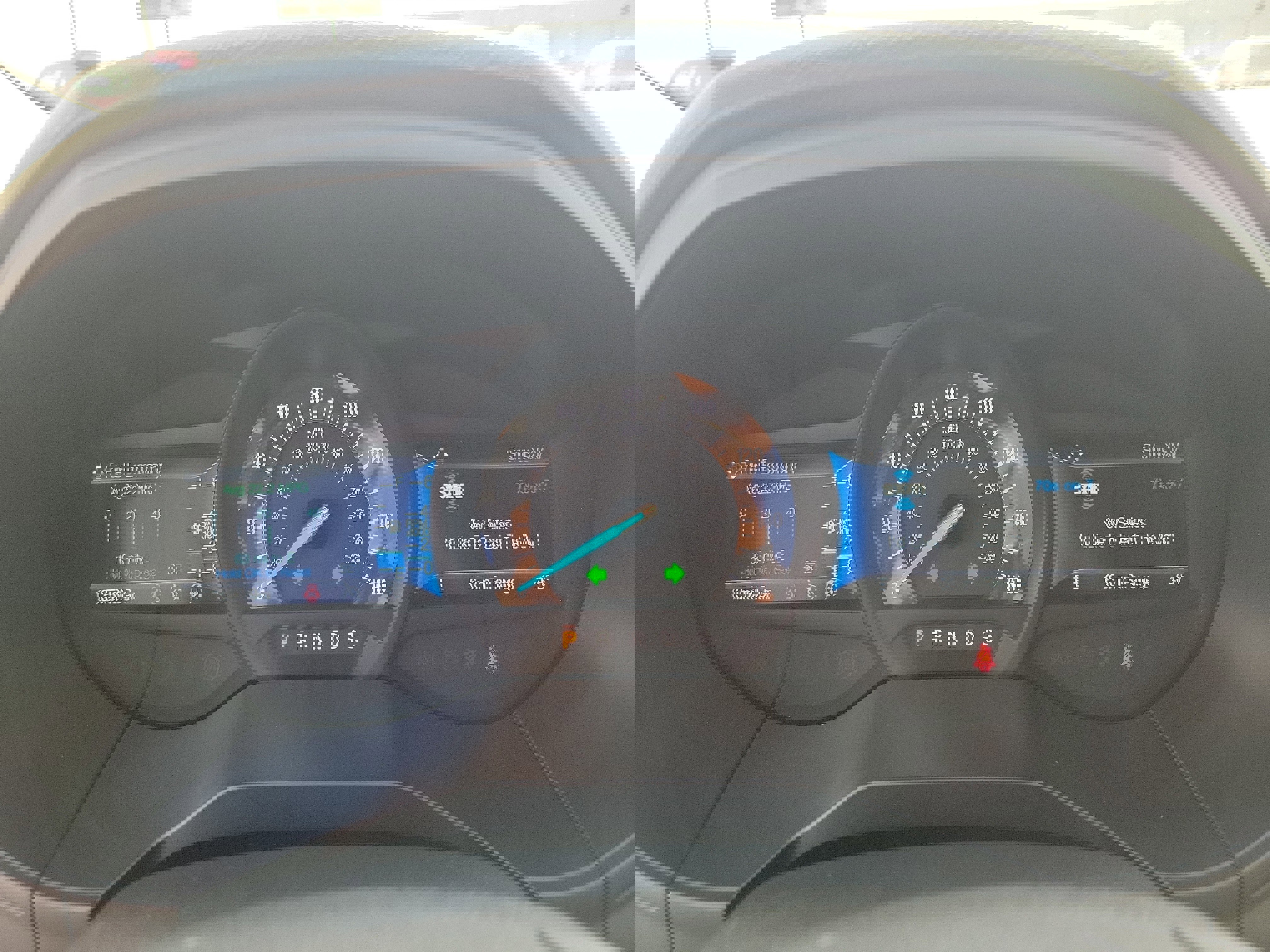 Used 2023 Ford Edge Titanium AWD/4WD image 24