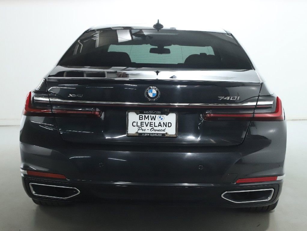 Used 2022 BMW 740i xDrive w/ Premium Package AWD/4WD image 46