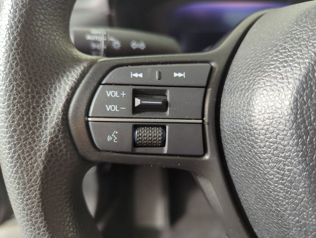 Certified 2025 Honda Accord SE image 29