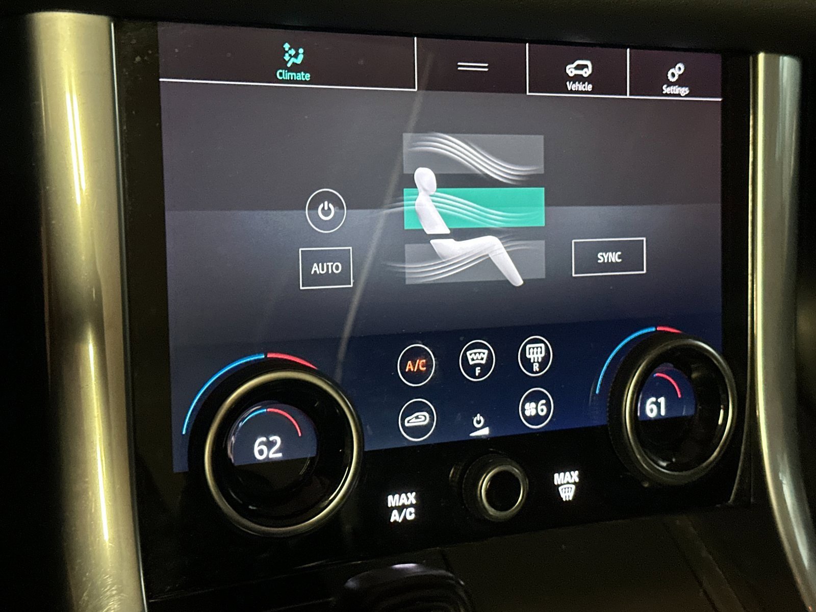 Used 2022 Land Rover Range Rover Sport SE image 20