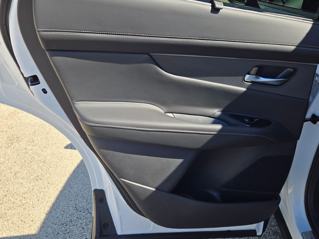 New 2027 Nissan Murano Platinum w/ Cargo Package AWD/4WD image 24