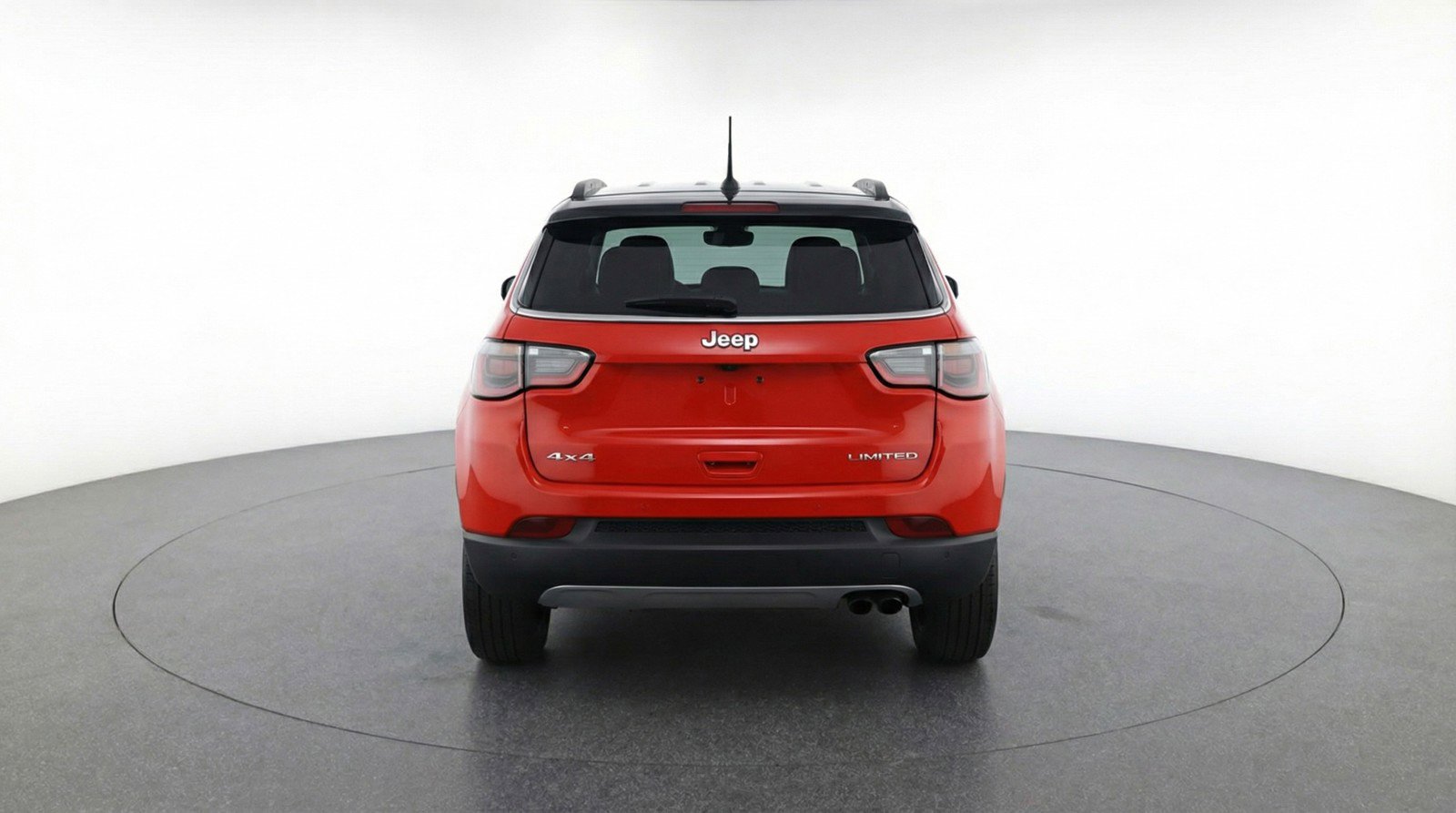 Used 2025 Jeep Compass Limited image 7