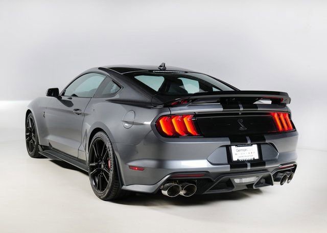 Used 2022 Ford Mustang Shelby GT500 w/ Technology Package image 11
