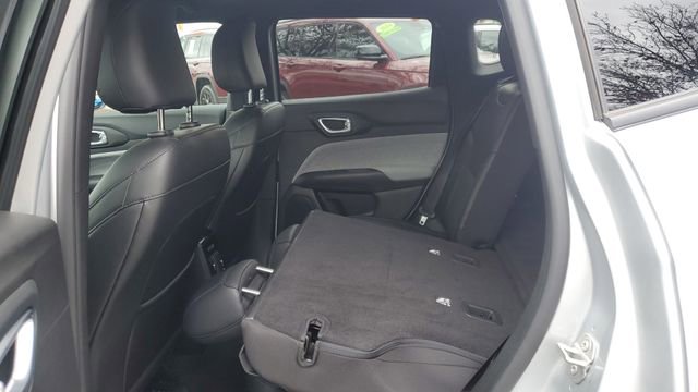 Certified 2024 Jeep Compass Latitude image 22