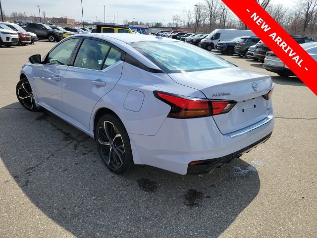Used 2023 Nissan Altima 2.5 SR image 5