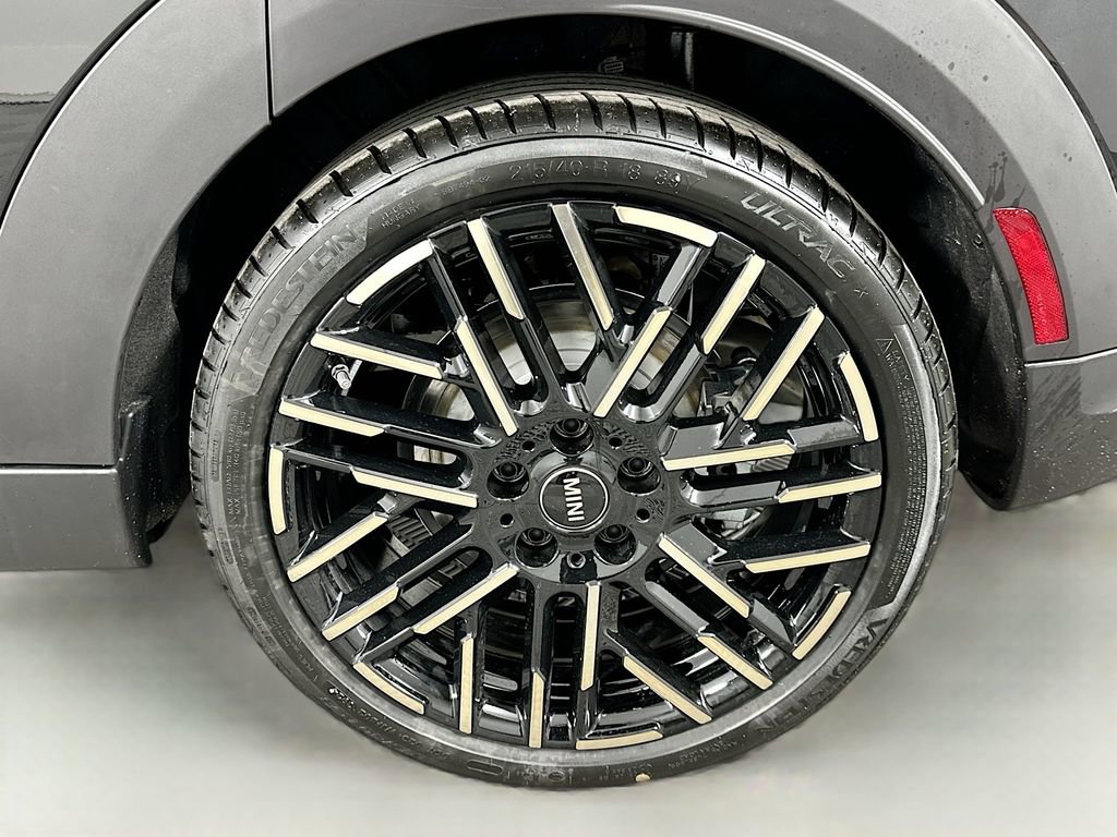 Certified 2025 MINI Cooper 4-Door Hardtop FWD image 21