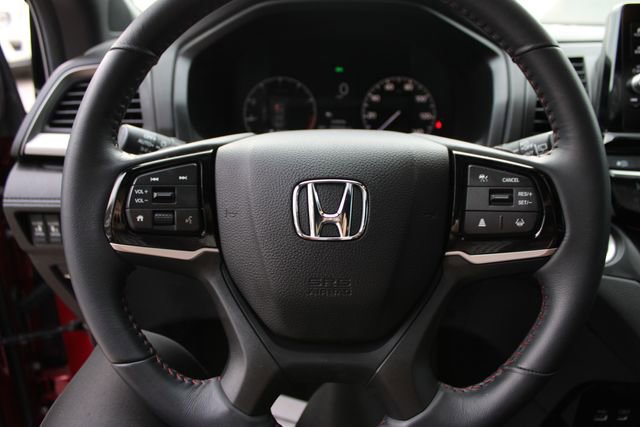 Used 2025 Honda Odyssey Sport-L image 14