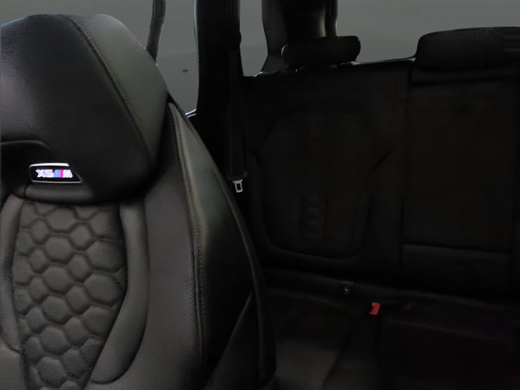 Used 2020 BMW X5 M AWD/4WD image 26