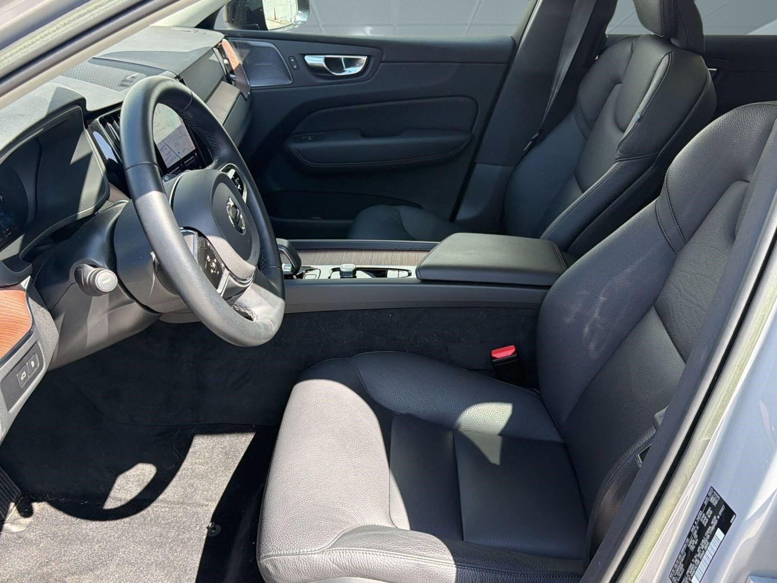 Certified 2023 Volvo XC60 T8 Plus w/ Climate Package AWD/4WD image 5