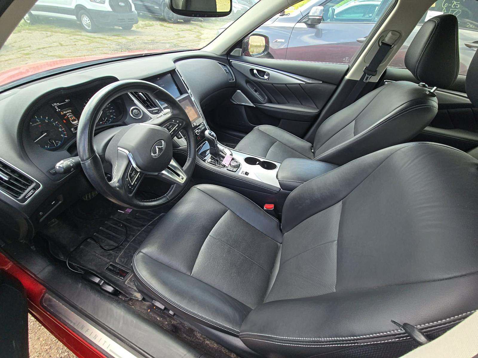Used 2023 INFINITI Q50 Luxe AWD/4WD image 10