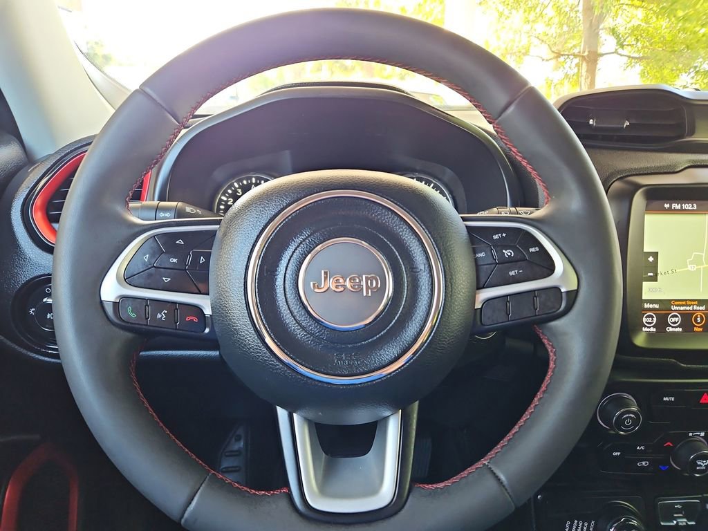 Used 2023 Jeep Renegade Trailhawk image 10
