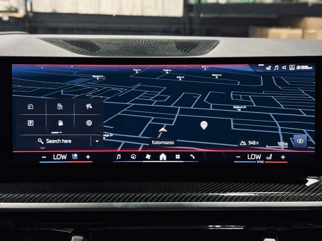Used 2024 BMW X6 M60i w/ Dynamic Handling Package AWD/4WD image 42