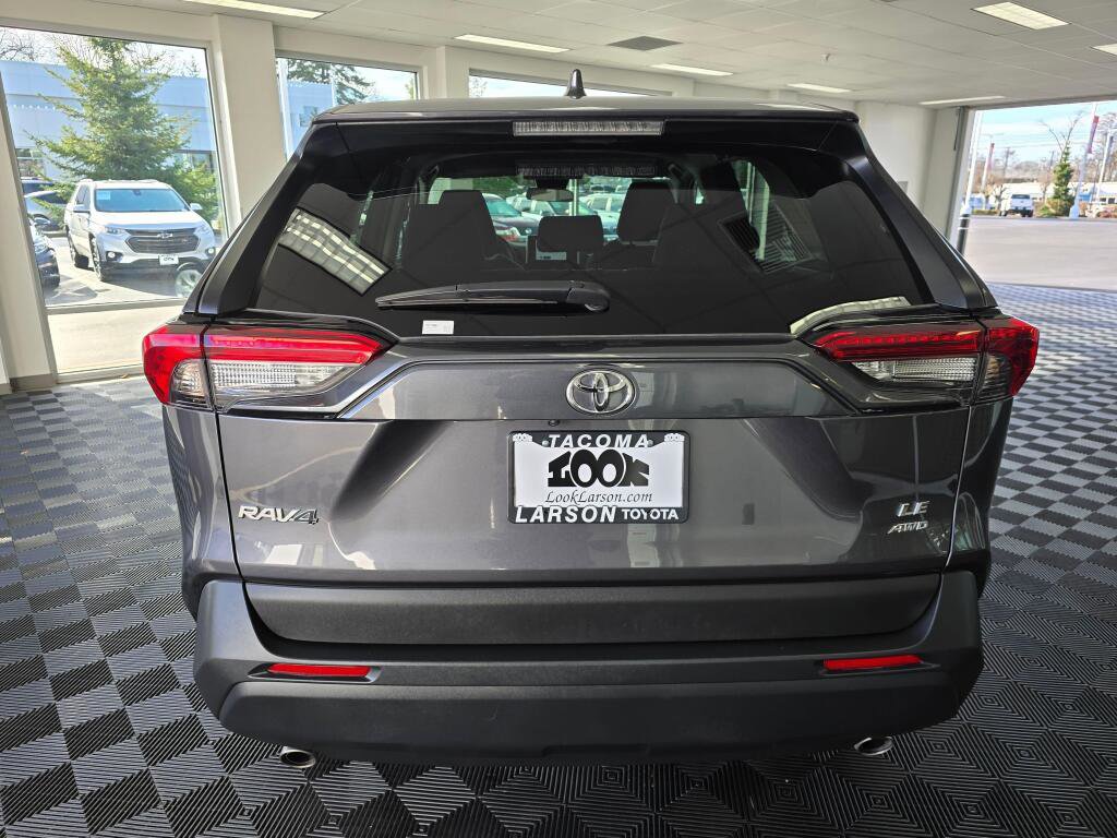 Used 2025 Toyota RAV4 LE image 4