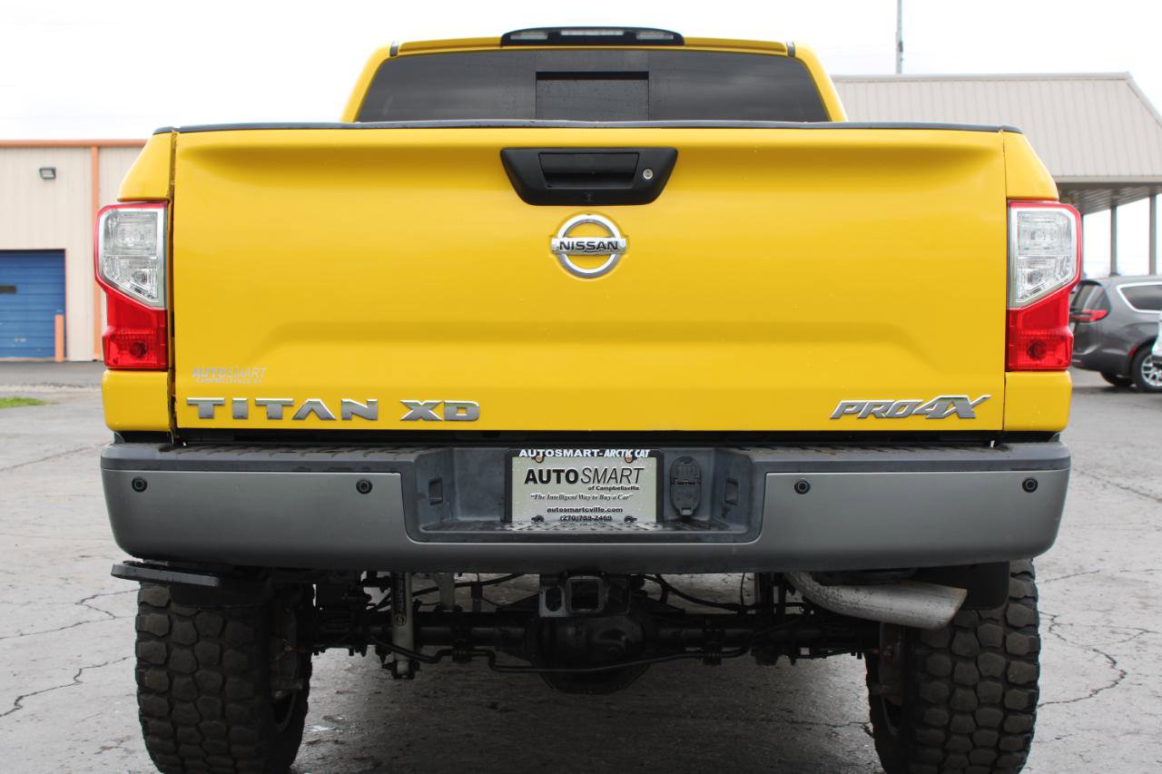Used 2017 Nissan Titan PRO-4X w/ Pro-4x Convenience Package image 5