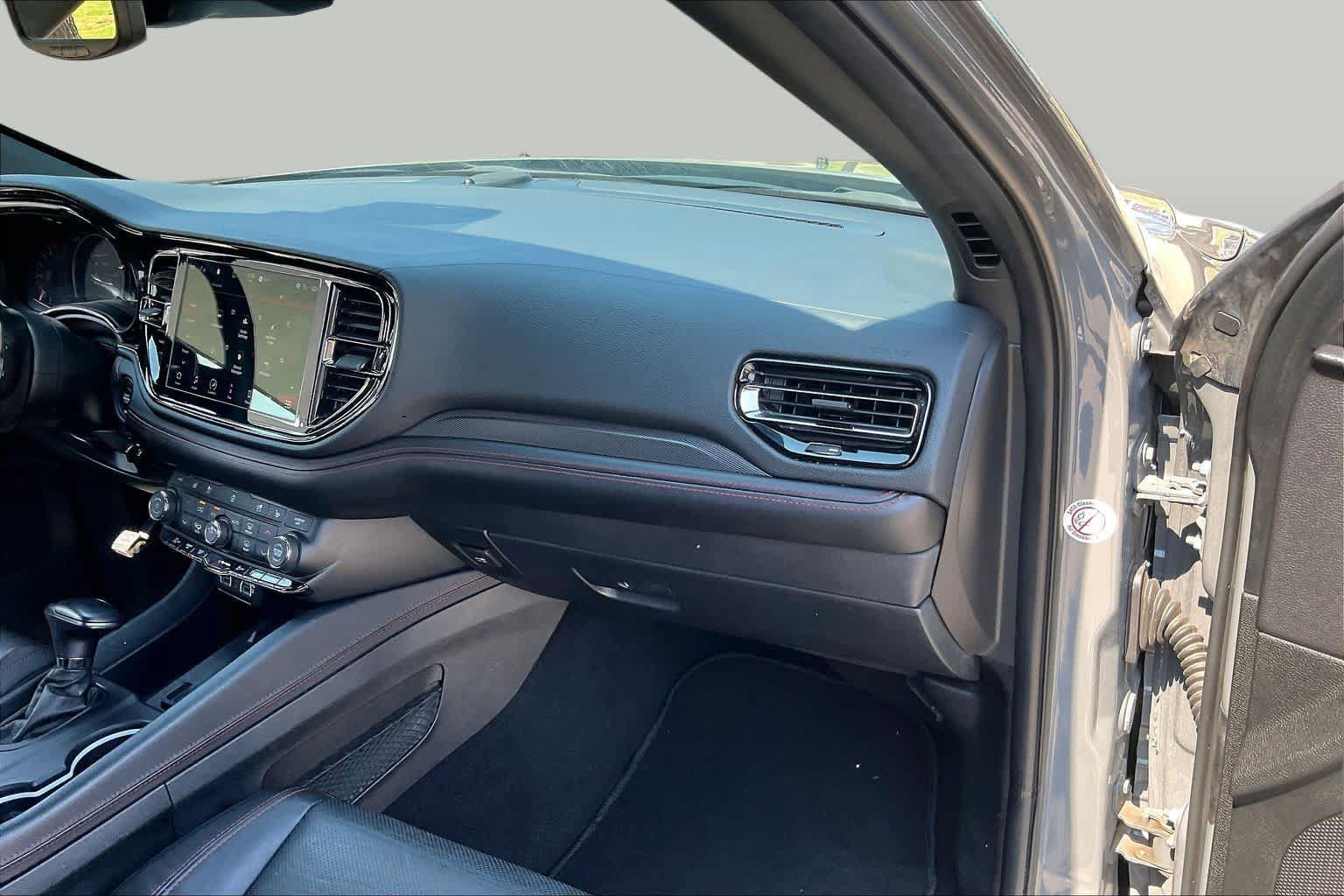 Used 2025 Dodge Durango GT AWD/4WD image 18