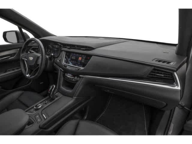 Certified 2025 Cadillac XT6 Luxury FWD image 14