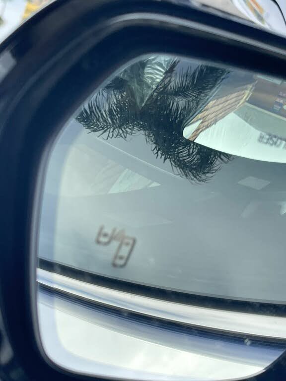 Used 2023 VinFast VF 8 Plus AWD/4WD image 40