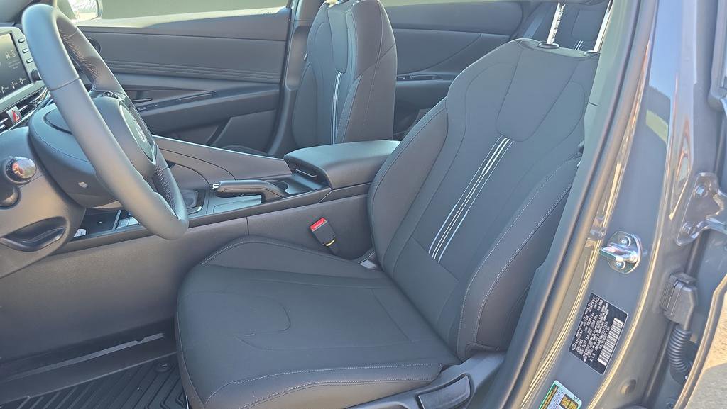New 2026 Hyundai Elantra Sport FWD image 14
