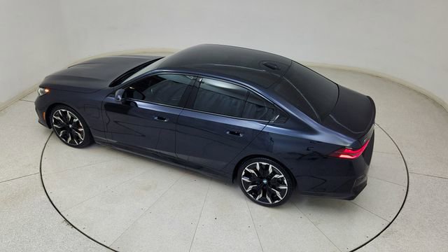 Used 2026 BMW 550e xDrive image 82