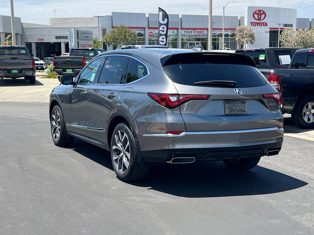 Used 2024 Acura MDX w/ Technology Package AWD/4WD image 4