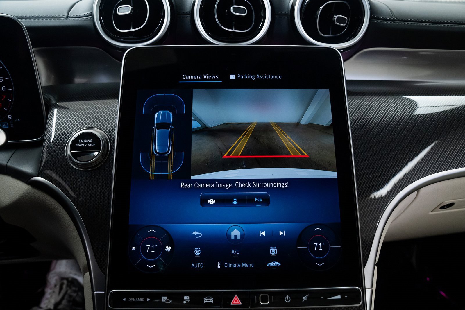 Used 2025 Mercedes-Benz GLC 350e 4MATIC image 13