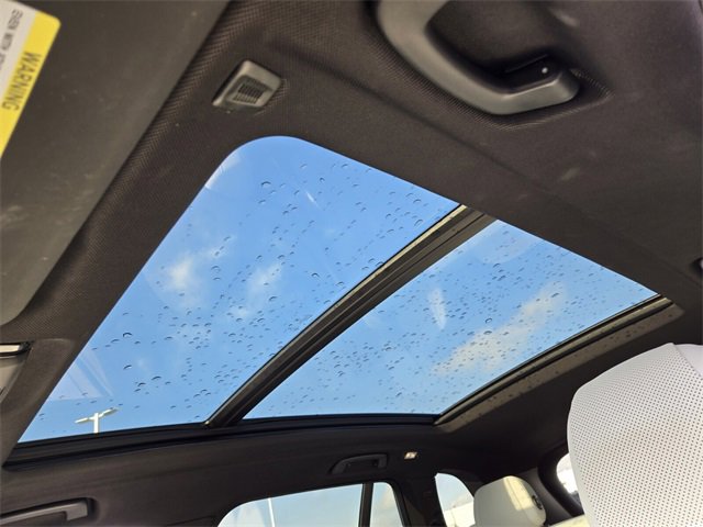 Used 2023 BMW X5 sDrive40i w/ Premium Package image 11
