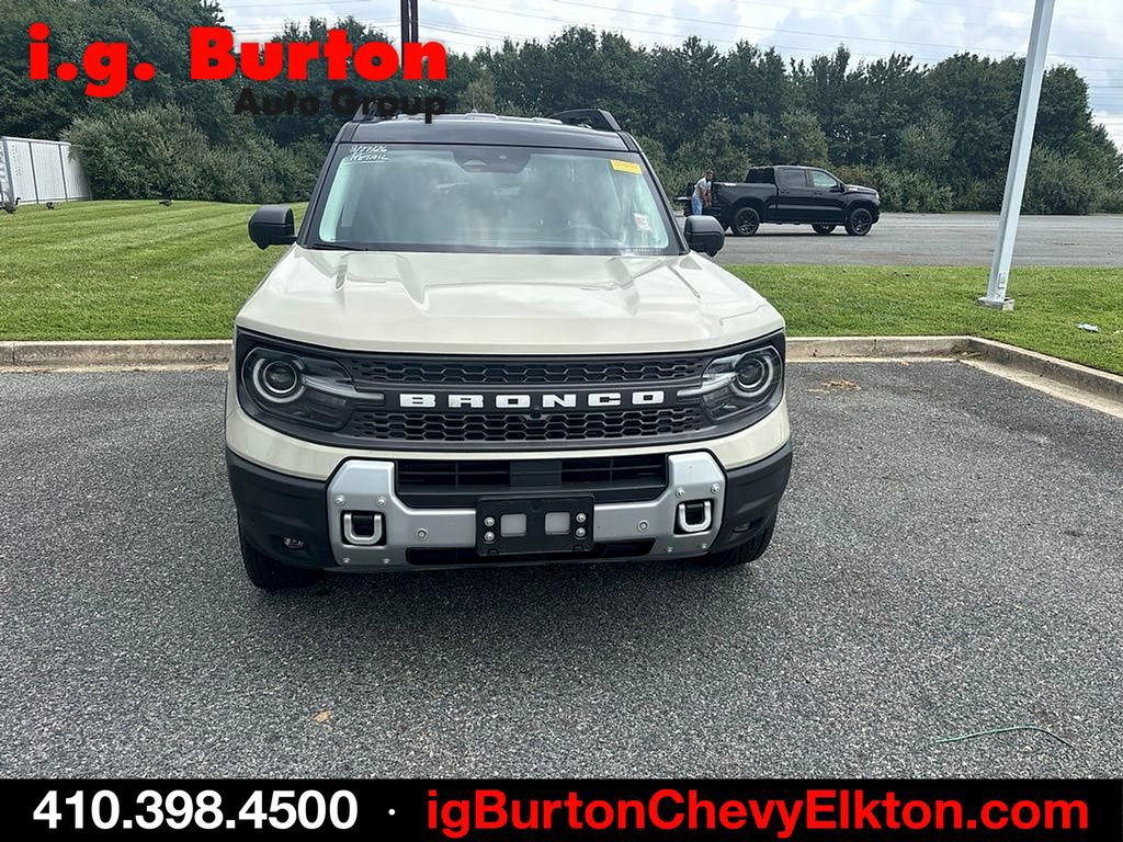 Used 2025 Ford Bronco Sport Badlands w/ Badlands Tech Package AWD/4WD image 2