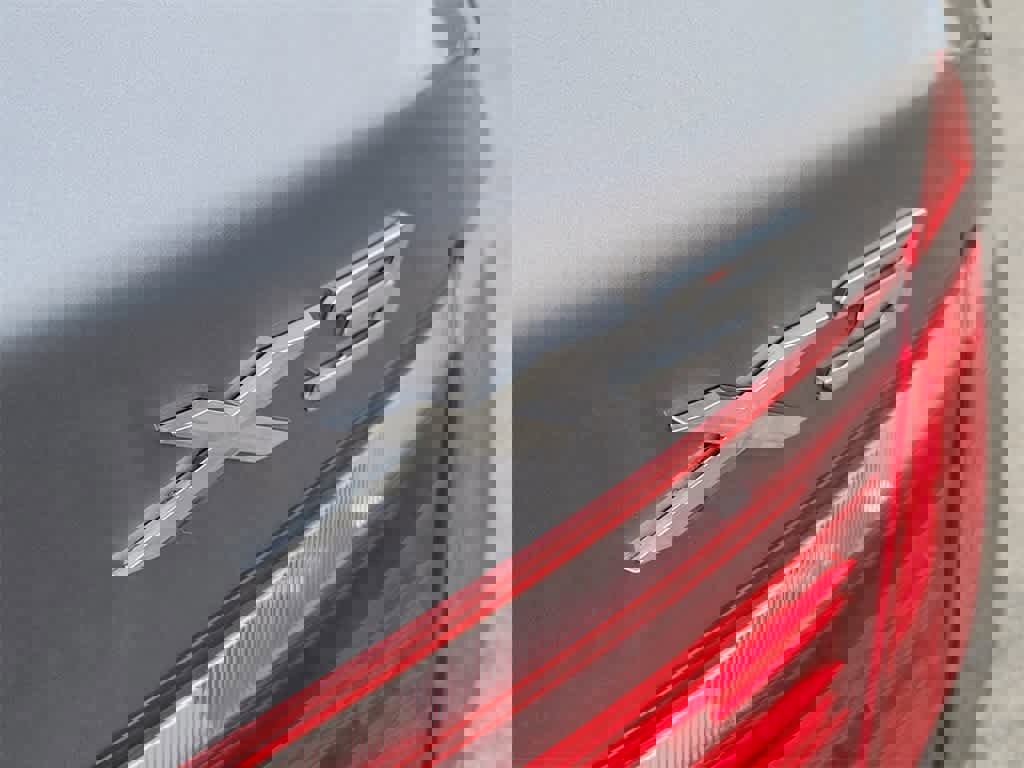 Used 2016 BMW X3 sDrive28i image 6