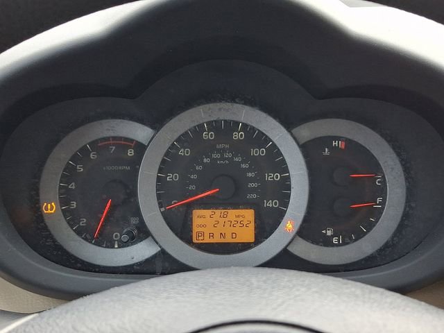 Used 2011 Toyota RAV4 2WD w/ Upgrade Value Pkg image 19