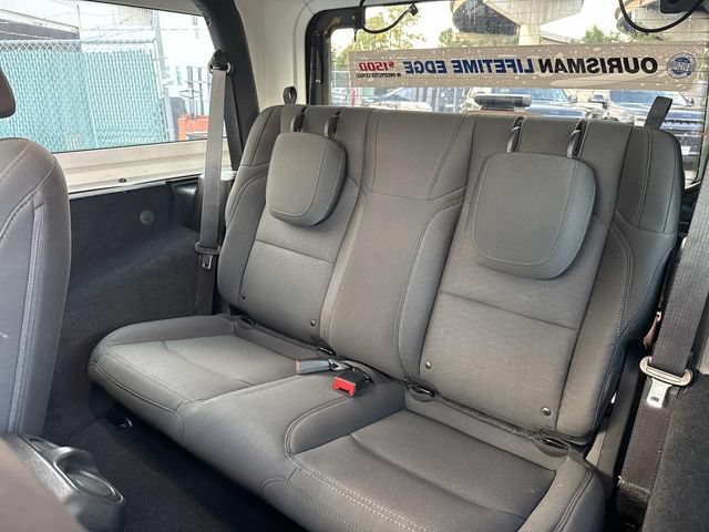 Certified 2019 Jeep Wrangler Sport AWD/4WD image 15