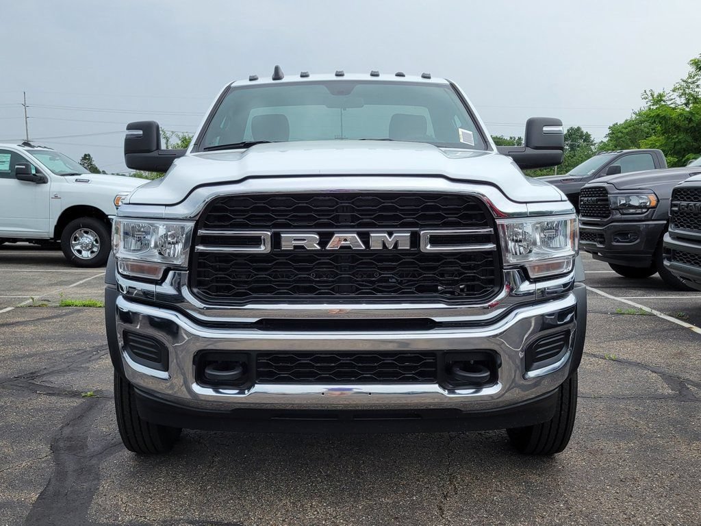 New 2024 RAM 5500 Tradesman RWD video 3