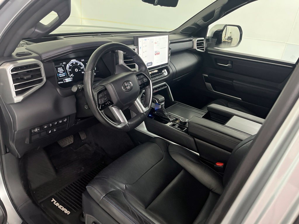 Used 2024 Toyota Tundra Platinum AWD/4WD image 25